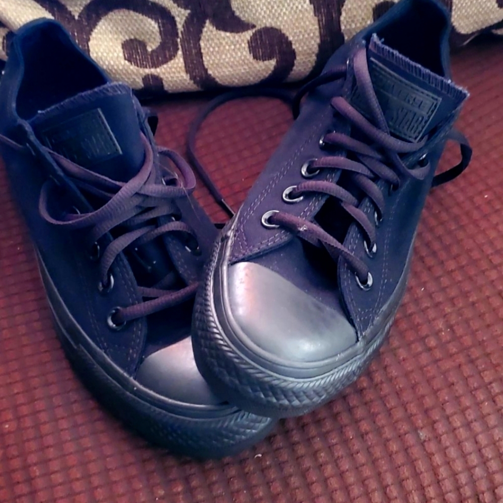 Black convers
